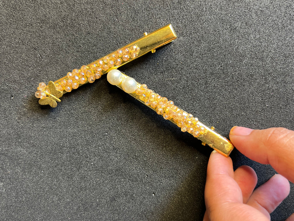 Golden Beads & Charms Hairclips
